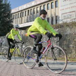 Kolarze wyruszyli w podróż w Święto Niepodległości / Marzena Mąkosa / Radio Kielce