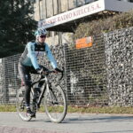 Kolarze wyruszyli w podróż w Święto Niepodległości / Marzena Mąkosa / Radio Kielce