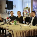 Konferencja prasowa Kieleckiego Teatru Tańca dotycząca Wieczoru Premierowego "Cudowny Mandaryn" i "Drewniany Książę" / Marzena Mąkosa / Radio Kielce