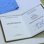 Uroczyste wystawienie Orderu Orła Białego w Muzeum Lat Szkolnych Stefana Żeromskiego / Marzena Mąkosa / Radio Kielce