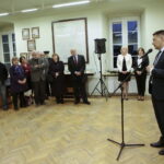 Uroczyste wystawienie Orderu Orła Białego w Muzeum Lat Szkolnych Stefana Żeromskiego. Na zdjęciu: dr hab. Robert Kotowski - dyrektor Muzeum Narodowego w Kielcach  / Marzena Mąkosa / Radio Kielce