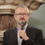 Debata "Dwie drogi do niepodległości - Roman Dmowski i Józef Piłsudski". Spotkanie z prelegentami: Rafałem Ziemkiewiczem oraz Markiem Kornatem w Sali Kominkowej Wojewódzkiego Domu Kultury / Marzena Mąkosa / Radio Kielce