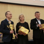 Wręczenie odznaczeń honorowym krwiodawcom w Filharmonii Świętokrzyskiej / Marzena Mąkosa / Radio Kielce