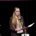 Ogólnopolski Niezależny Festiwal Form Dokumentalnych. XXIV NURT 2018 w Kieleckim Centrum Kultury. Gala finałowa. Nagroda Specjalna Studentów Uniwersytetu Jana Kochanowskiego w Kielcach ufundowana przez Samorząd Studencki / Marzena Mąkosa / Radio Kielce