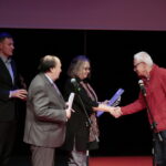 Ogólnopolski Niezależny Festiwal Form Dokumentalnych. XXIV NURT 2018 w Kieleckim Centrum Kultury. Gala finałowa. BRĄZOWY NURT. Nagroda Dyrektor Naczelnej KCK Magdaleny Kusztal / Marzena Mąkosa / Radio Kielce