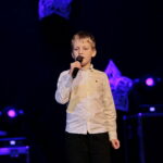 Koncert finałowy Festiwalu Piosenkarzy im. Henryka Morysa i Andrzeja Litwina w Sali Widowiskowej Wojewódzkiego Domu Kultury w Kielcach. Wiktor Sałata / Marzena Mąkosa / Radio Kielce