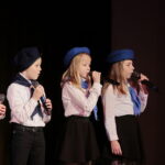 Koncert finałowy Festiwalu Piosenkarzy im. Henryka Morysa i Andrzeja Litwina w Sali Widowiskowej Wojewódzkiego Domu Kultury w Kielcach. Zespół Kropeczki / Marzena Mąkosa / Radio Kielce