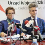 Konferencja w Świętokrzyskim Urzędzie Wojewódzkim. Na zdjęciu (od lewej): Agata Wojtyszek - wojewoda świętokrzyski i Krzysztof Słoń - senator RP / Marzena Mąkosa / Radio Kielce