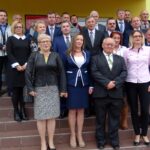 Ćmielów. Inauguracyjna sesja Rady Miejskiej. Nowa Rada Miasta w Ćmielowie z burmistrz Joanną Suską / Emilia Sitarska / Radio Kielce