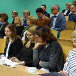 Opatów. Podpisanie umów w ramach Ogólnopolskiej Sieci Edukacyjnej, realizowanej przez Ministerstwo Cyfryzacji / Emilia Sitatrska / Radio Kielce