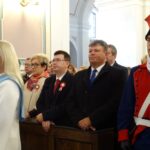 Ostrowiec Świętokrzyski. Uroczystości związane z obchodami 100 lat niepodległości Polski. Na zdjęciu: Jarosław Górczyński - prezydent Ostrowca i starosta ostrowiecki Zbigniew Duda / Emilia Sitarska / Radio Kielce