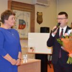 Inauguracyjna sesja Rady Powiatu Ostrowieckiego. Starosta Marzena Dębniak i prezydent Jarosław Górczyński / Emilia Sitarska / Radio Kielce