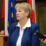 Inauguracyjna sesja Rady Powiatu Opatowskiego. Na zdjęciu: wiceprzewodnicząca Bożena Kornacka / Emilia Sitarska / Radio Kielce