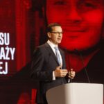 Gala konkursu Orlen dla Straży Pożarnej w Targach Kielce. Na zdjęciu: premier Mateusz Morawiecki / Marzena Mąkosa / Radio Kielce