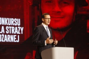 Gala konkursu Orlen dla Straży Pożarnej w Targach Kielce. Na zdjęciu: premier Mateusz Morawiecki / Marzena Mąkosa / Radio Kielce