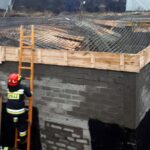 Zwalony strop w Pińczowie / KP PSP w Pińczowie