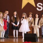 Spotkanie opłatkowe biskupa sandomierskiego Krzysztofa Nitkiewicza z samorządowcami, politykami, przedstawicielami miejscowych instytucji kultury i przedsiębiorcami / Grażyna Szlęzak-Wójcik / Radio Kielce