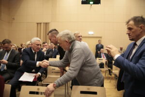 Kielce. Inauguracyjna sesja Sejmiku Województwa Świętokrzyskiego. Marszałek Andrzej Bętkowski / Marzena Mąkosa / Radio Kielce