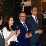 Kielce. Przedświąteczne spotkanie Platformy Obywatelskiej. Od lewej: Mateusz Żukowski - Nowoczesna, Marzena Okła-Drewnowicz - PO, Artur Gierada - PO i Adam Jarubas - PSL / Michał Kita / Radio Kielce