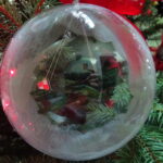 Żołnierze przywieźli choinkę do Ogniska Wychowawczego Caritas w Jędrzejowie / Ewa Pociejowska-Gawęda / Radio Kielce