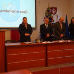 Sesja Rady Powiatu Jędrzejowskiego w sprawie budżetu na 2019 rok. Na zdjęciu od lewej Paweł Faryna – starosta jędrzejowski / Ewa Pociejowska-Gawęda / Radio Kielce