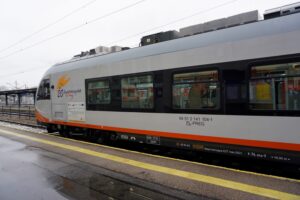 Kielce. Oficjalne przekazanie dwóch nowych pociągów spółce "Przewozy Regionalne" / Michał Kita / Radio Kielce