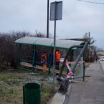 Kielce. Autobus wjechał w przystanek na ulicy Okrzei / Karol Żak / Radio Kielce