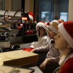 Kielce. Choinka pod choinkę. Dzień czwarty akcji. Na zdjęciu przedszkolaki z Prywatnego Przedszkola imienia Kardynała Pietro Marcellino Corradini / Aneta Cielibała-Gil / Radio Kielce