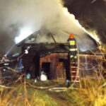 Pożar budynku mieszkalnego na osiedlu Sieje w Kielcach / KW PSP Kielce