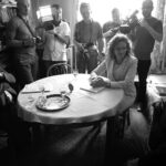 24.8.2016 Kielce. Henryk Dłużewski ma 100 lat, z tej okazji odwiedzili go Agata Wojtyszek - wojewoda świętokrzyski i Wojciech Lubawski - prezydent Kielc / Radio Kielce