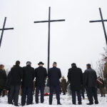 Łopuszno. Obchody 75. rocznicy rozstrzelania 15 żołnierzy po akcji  „Niekłański Październik” / Jarosław Kubalski / Radio Kielce