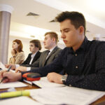 Suchedniów. III sesja Młodzieżowego Sejmiku Województwa Świętokrzyskiego / Jarosław Kubalski / Radio Kielce