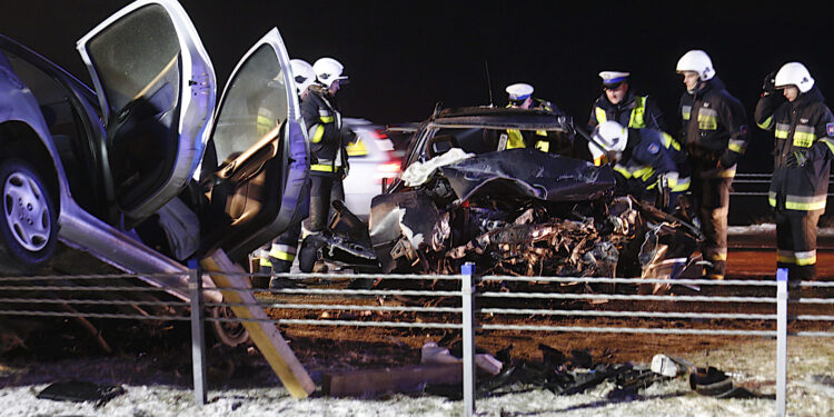 Tokarnia. Tragiczny wypadek na trasie S7 / Jarosław Kubalski / Radio Kielce