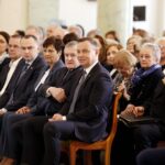 Uroczystość wręczenia rozporządzeń uznających nowe obiekty zabytkowe za Pomniki Historii / Jarosław Kubalski / Radio Kielce