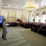 Uroczystość wręczenia rozporządzeń uznających nowe obiekty zabytkowe za Pomniki Historii / Jarosław Kubalski / Radio Kielce