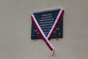 Odsłonięcie tablicy upamiętniającej bohaterów z Kostek Małych / Marta Gajda / Radio Kielce