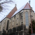 Drzwi bazyliki kolegiackiej Narodzenia Najświętszej Maryi Panny w Wiślicy po renowacji / Marta Gajda / Radio Kielce