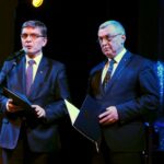 Gala XX Świętokrzyskiej Nagrody Jakości. Z lewej: Andrzej Pruś, przewodniczący sejmiku i Andrzej Bętkowski, marszałek województwa świętokrzyskiego / Zbigniew Masternak / Urząd Marszałkowski Województwa Świętokrzyskiego