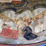 Jędrzejów. Kaplica bł. Wincentego Kadłubka, barokowa dzwonnica oraz XVIII-wieczna brama wjazdowa klasztoru cystersów w Jędrzejowie odzyskują dawny blask / Ewa Pociejowska-Gawęda / Radio Kielce