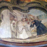 Jędrzejów. Kaplica bł. Wincentego Kadłubka, barokowa dzwonnica oraz XVIII-wieczna brama wjazdowa klasztoru cystersów w Jędrzejowie odzyskują dawny blask / Ewa Pociejowska-Gawęda / Radio Kielce