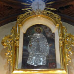 Jędrzejów. Kaplica bł. Wincentego Kadłubka, barokowa dzwonnica oraz XVIII-wieczna brama wjazdowa klasztoru cystersów w Jędrzejowie odzyskują dawny blask / Ewa Pociejowska-Gawęda / Radio Kielce