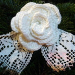 Jędrzejów. Patriotyczne choinki w klasztorze Ojców Cystersów / Ewa Pociejowska-Gawęda / Radio Kielce