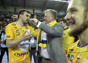 27.04.2016 Kielce. Mecz Ligi Mistrzów Vive Tauron Kielce - SG Flensburg Handewitt. Prezes klubu Vive Bertus Servaas. / Jarosław Kubalski / Radio Kielce