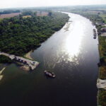 09.08.2017 Nowy Korczyn. Wisła. Prom. / Jarosław Kubalski - Radio Kielce / Nowy Korczyn i rzeka Wisła