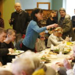 31.03.2018 Kielce. WDK.. Wielkanocne śniadanie dla bezdomnych, ubogich i samotnych / Jarosław Kubalski / Radio Kielce