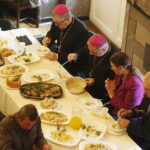 31.03.2018 Kielce. WDK.. Wielkanocne śniadanie dla bezdomnych, ubogich i samotnych / Jarosław Kubalski / Radio Kielce