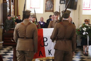 09.06.2018 Bliżyn. Pogrzeb major Józefy Życińskiej ps. „Zośka”, żołnierza AK / Jarosław Kubalski / Radio Kielce