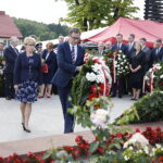 12.07.2018 Michniów. Uroczystości Dnia Walki i Męczeństwa Wsi Polskiej. Dorota Koczwańska - Kalita, naczelnik delegatury IPN w Kielcach i Jarosław Szarek, prezes IPN / Jarosław Kubalski / Radio Kielce