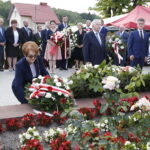 12.07.2018 Michniów. Uroczystości Dnia Walki i Męczeństwa Wsi Polskiej. Posłowie PiS Maria Zuba i Krzysztof Lipiec oraz senator PiS Krzysztof Słoń / Jarosław Kubalski / Radio Kielce