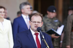 12.08.2018 Kielce. 38. Marsz Szlakiem I Kompanii Kadrowej. Jan Józef Kasprzyk, szef Urzędu ds. Kombatantów i Osób Represjonowanych / Jarosław Kubalski / Radio Kielce